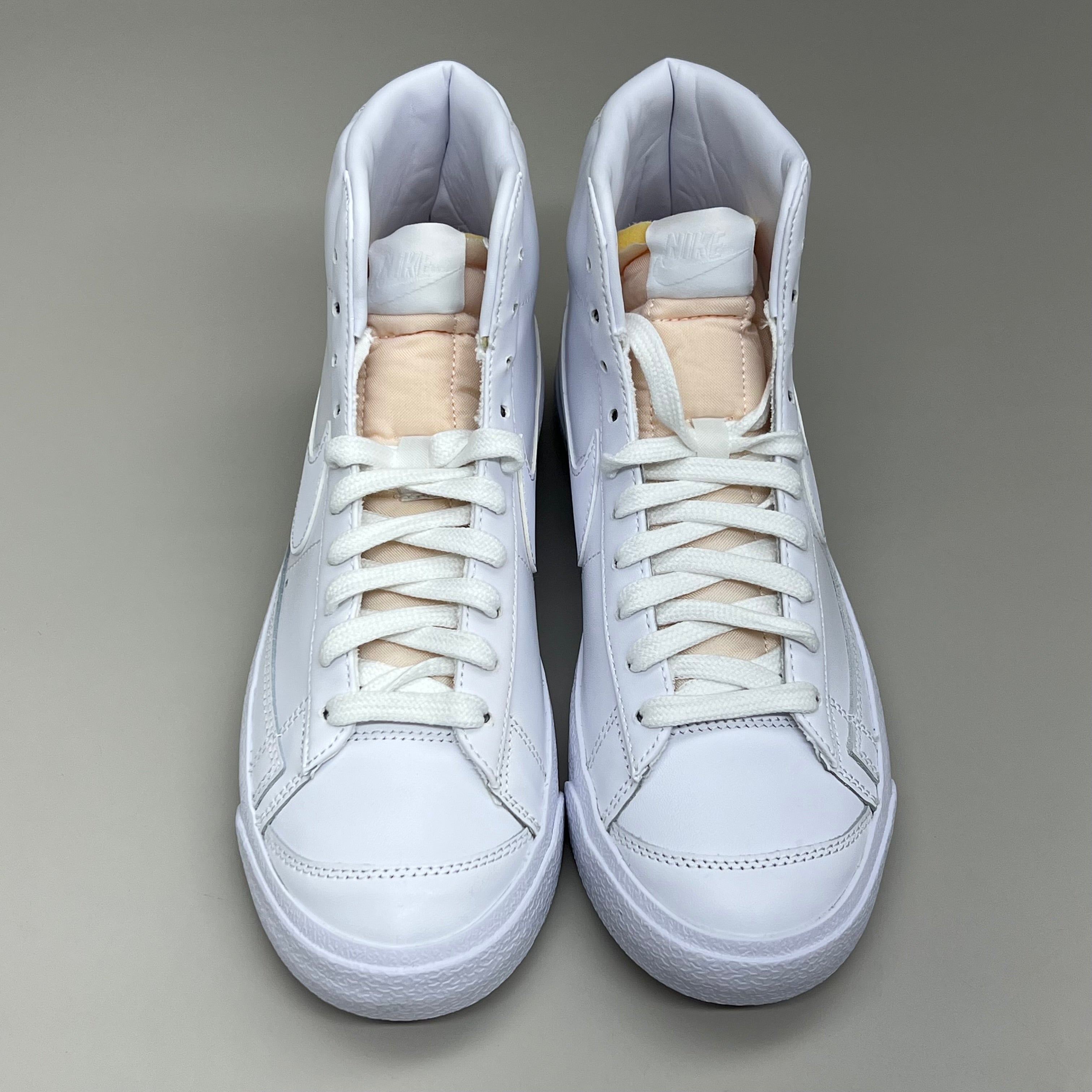 NIKE Blazer Mid 77' High-top Shoes SZ Womens 10 Mens 8.5 White & Peach CZ1055-117