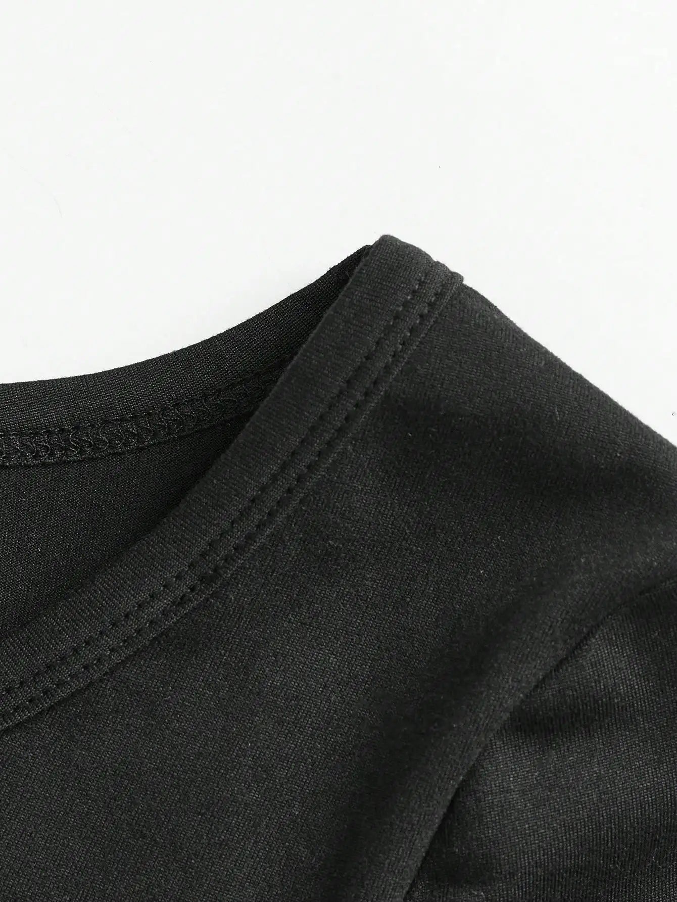 Muchica Women's Simple Round Neck Black Tight Basic Long Sleeve T-Shirt For Summer Suitable For Going Out